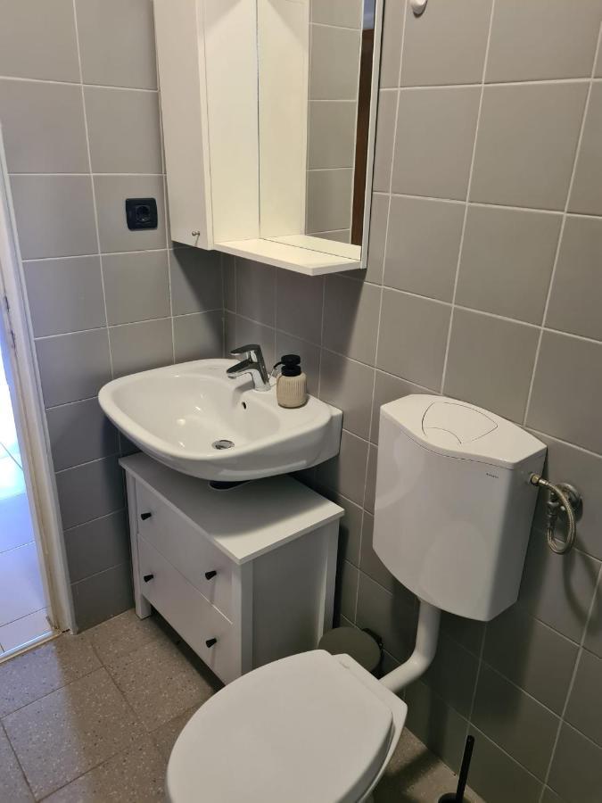 PristanisceKuca Za Odmor Buba, Otok Zut别墅 外观 照片